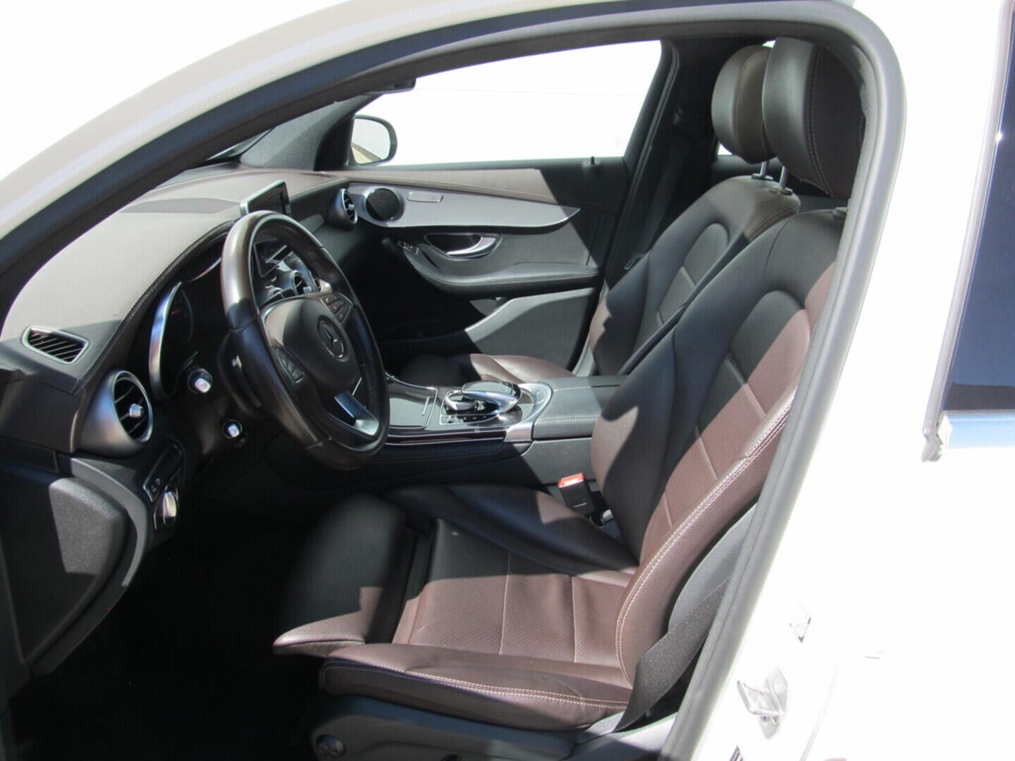 O619V07067_21.webp_GLC 4Matic Coupe 2.1 250d 150 kW automat, DPH