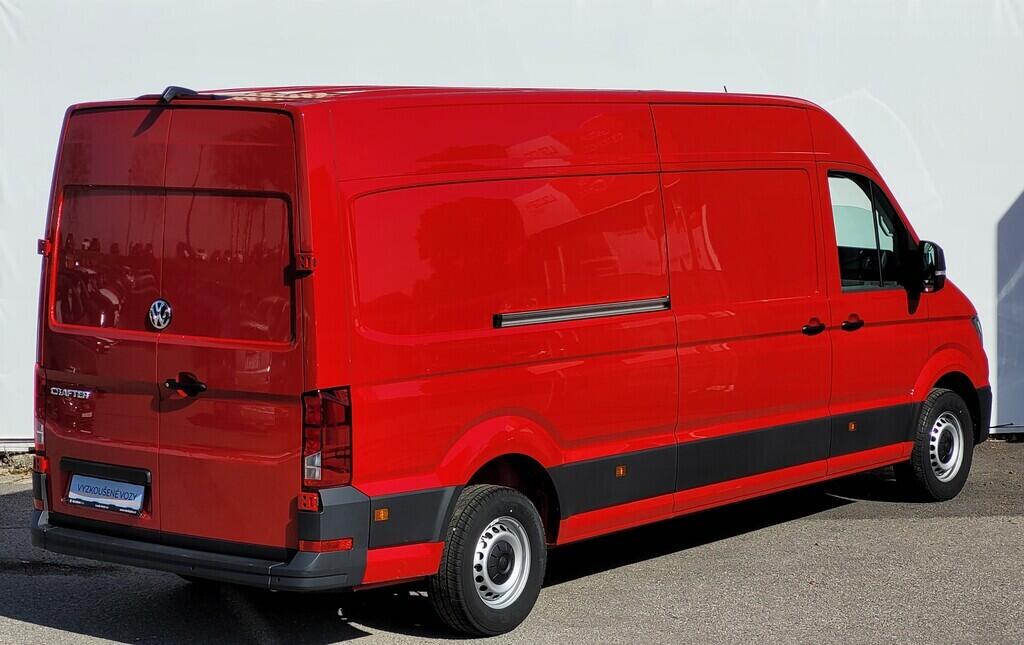 O619V07072_11.webp_CRAFTER - SKŘÍŇOVÝ VŮZ   2.0 TDI 103 kW manuál, DPH