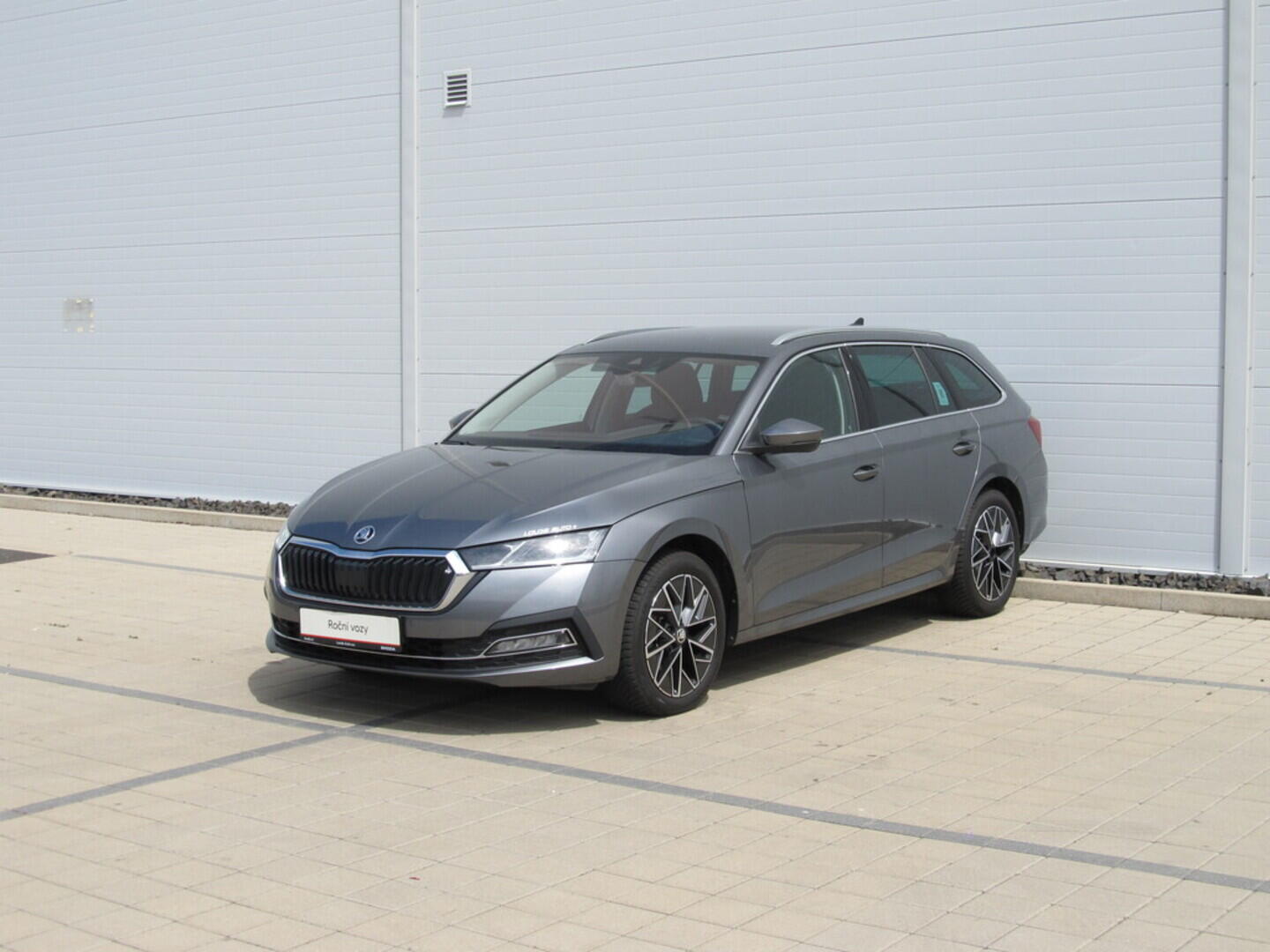 O619V07076_10.webp_OCTAVIA Style 2.0 TDI 110 kW automat, DPH