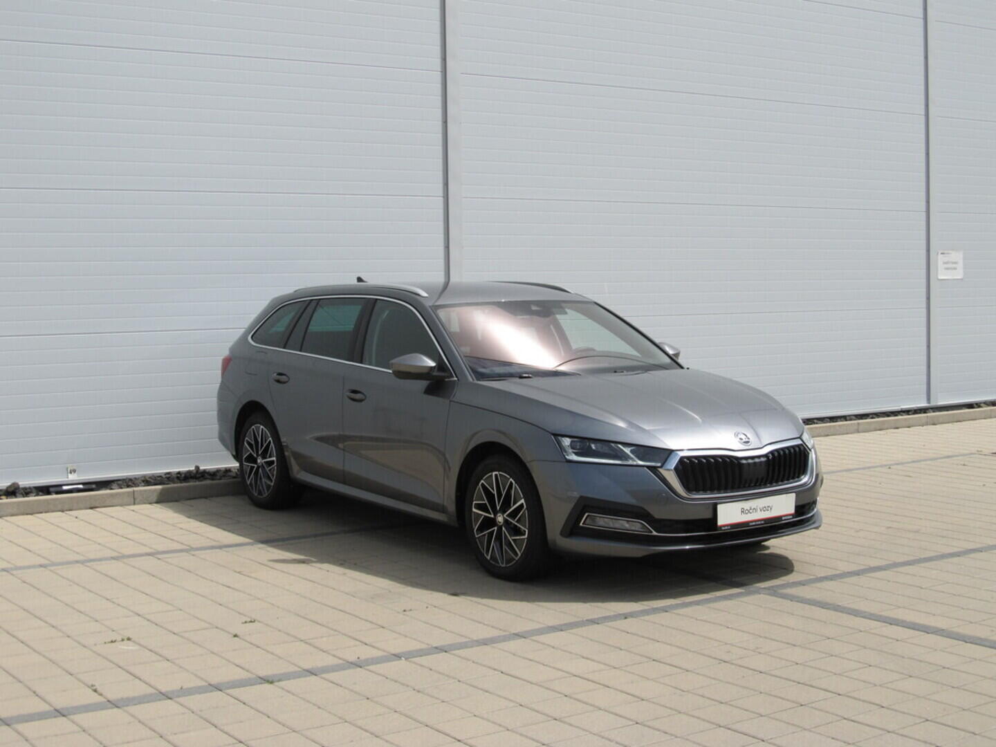 O619V07076_14.webp_OCTAVIA Style 2.0 TDI 110 kW automat, DPH
