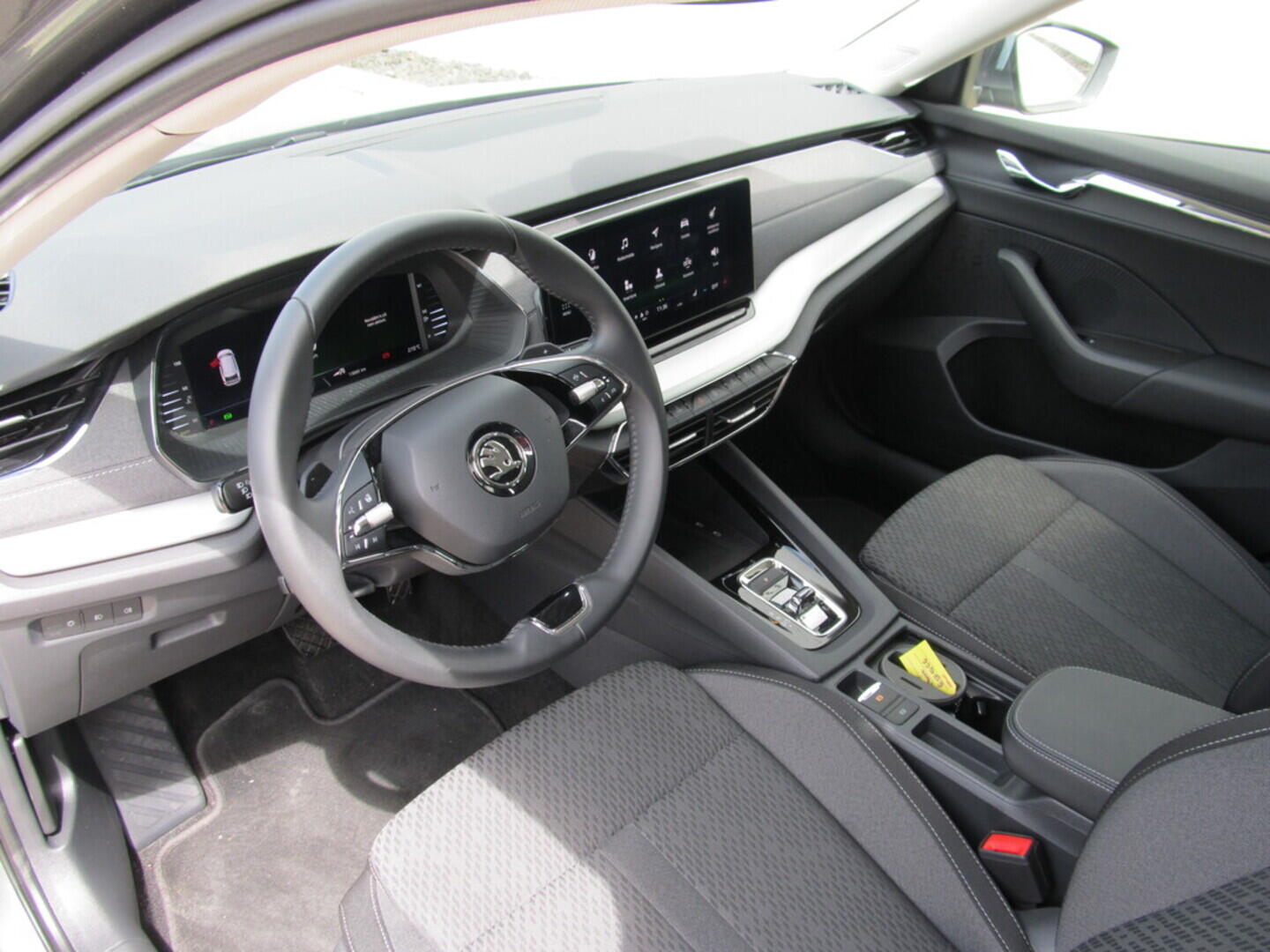 O619V07076_20.webp_OCTAVIA Style 2.0 TDI 110 kW automat, DPH