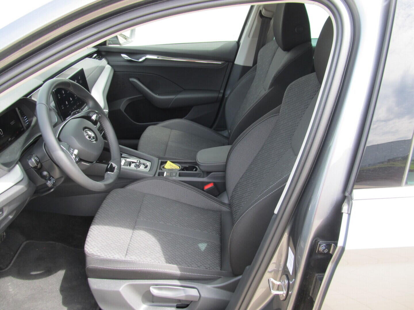 O619V07076_21.webp_OCTAVIA Style 2.0 TDI 110 kW automat, DPH