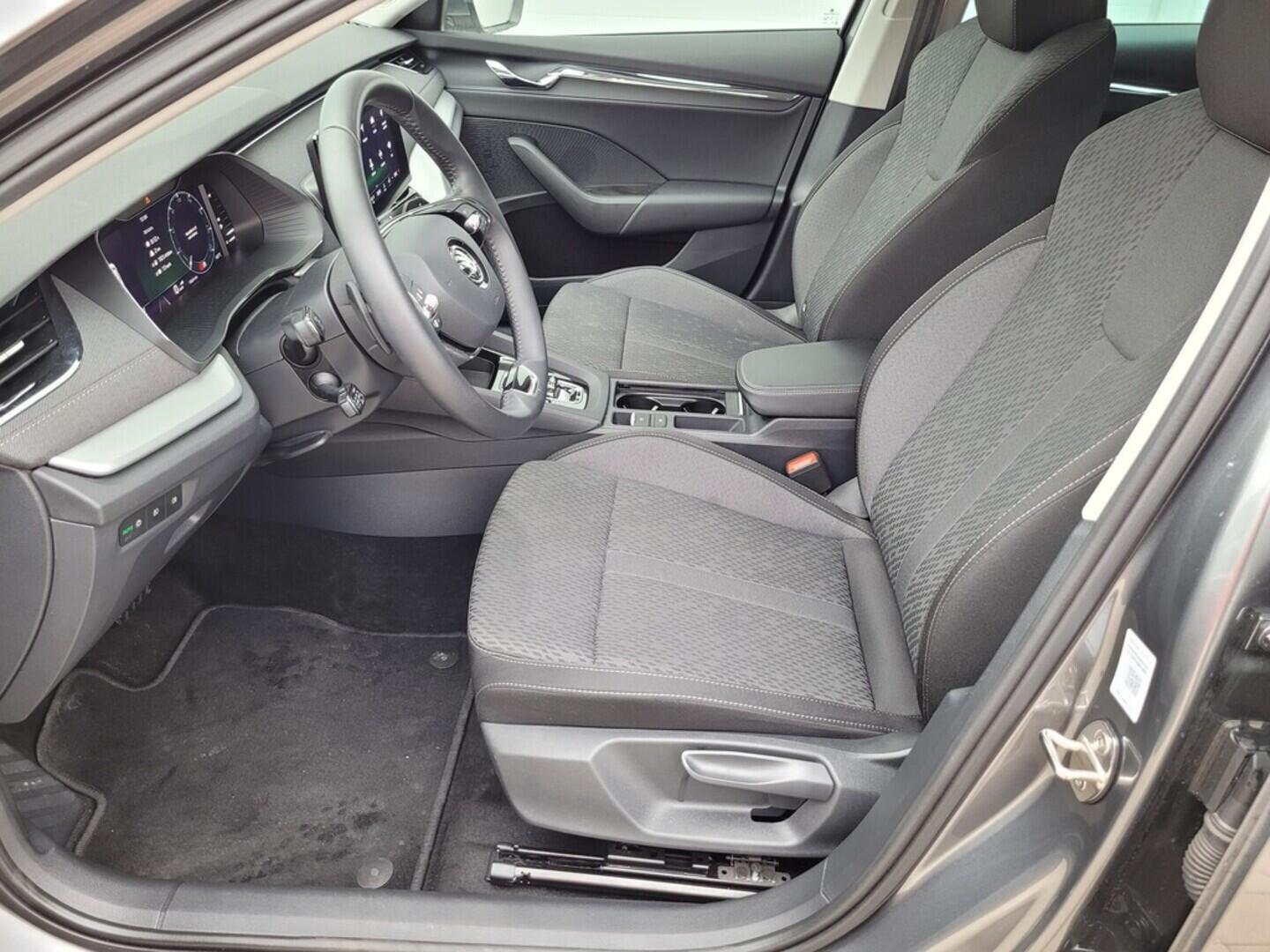 O619V07076_36.webp_OCTAVIA Style 2.0 TDI 110 kW automat, DPH