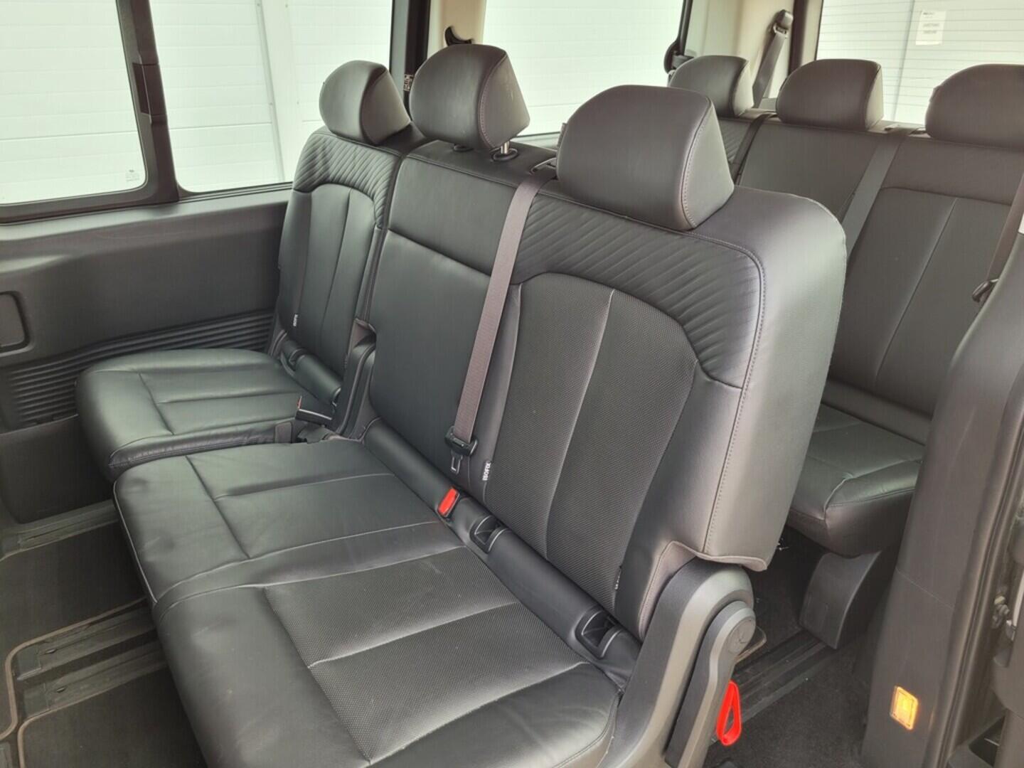 O619V07078_40.webp_STARIA Style Premium  2.2 CR 130 kW automat, DPH