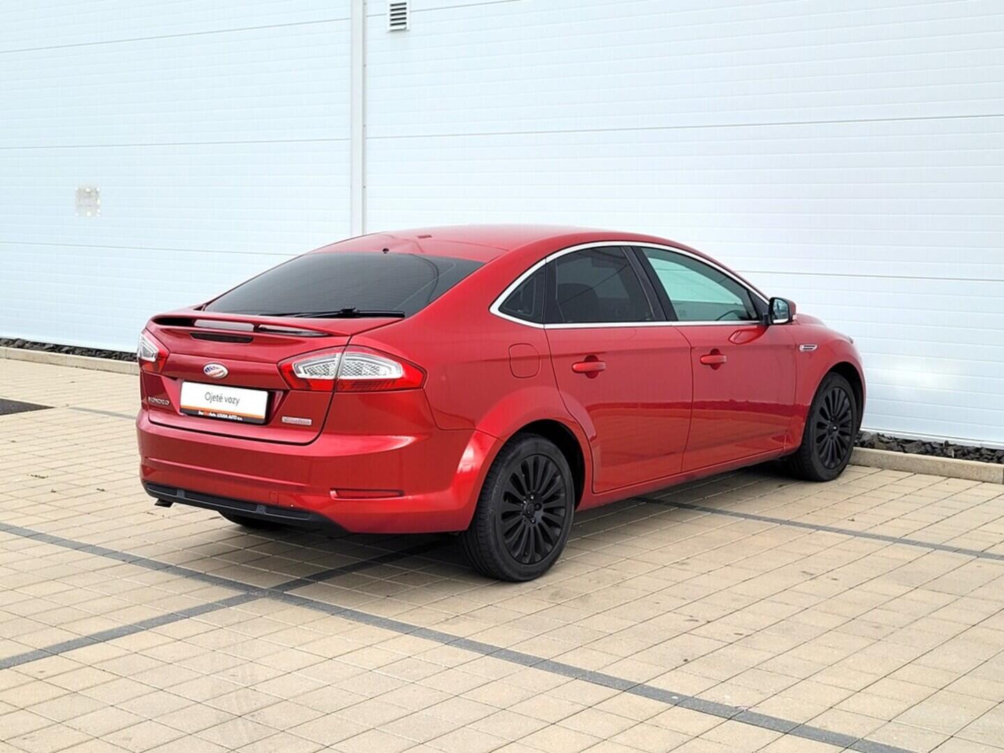 O619V07081_14.webp_MONDEO Titanium 1.6 EcoBoost 118 kW manuál