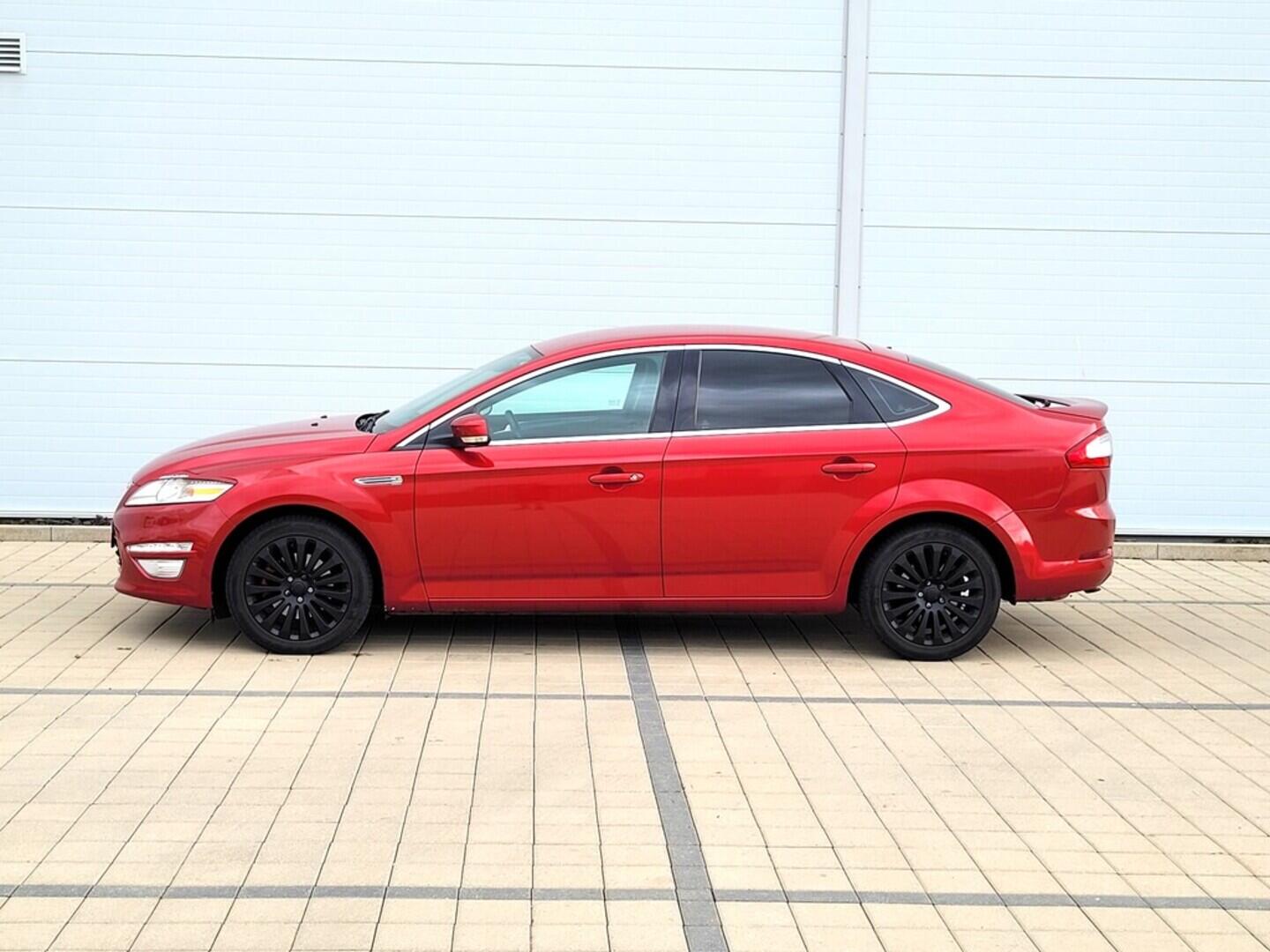 O619V07081_17.webp_MONDEO Titanium 1.6 EcoBoost 118 kW manuál