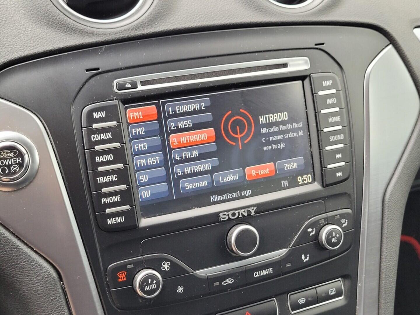 O619V07081_26.webp_MONDEO Titanium 1.6 EcoBoost 118 kW manuál