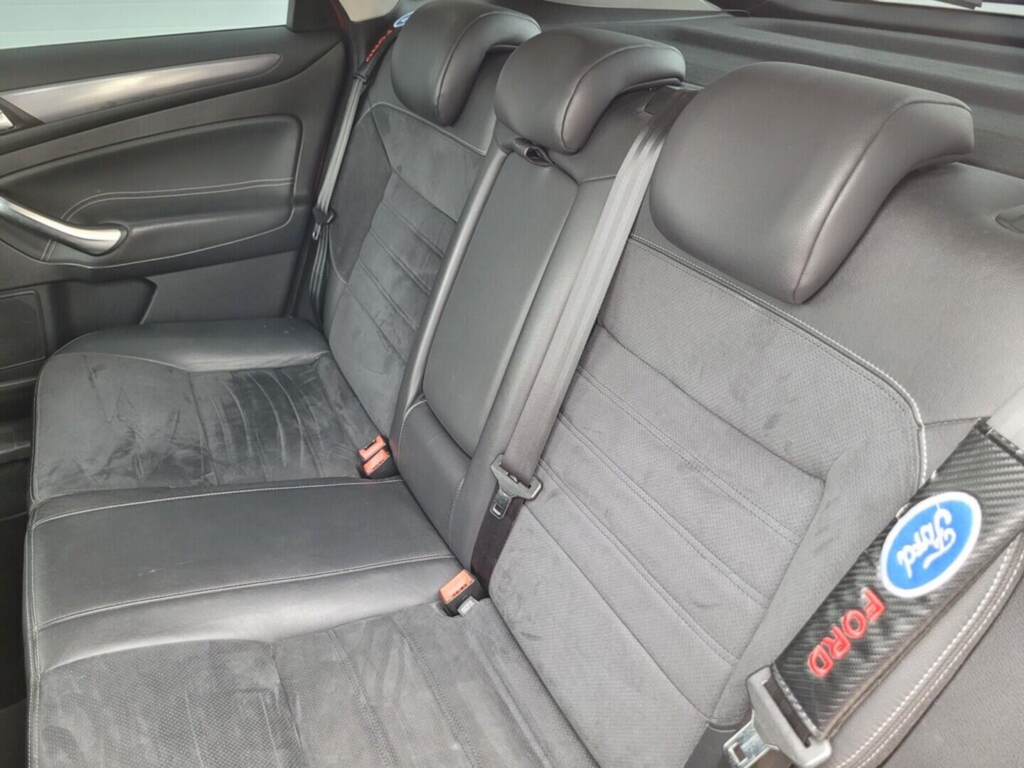 O619V07081_37.webp_MONDEO Titanium 1.6 EcoBoost 118 kW manuál