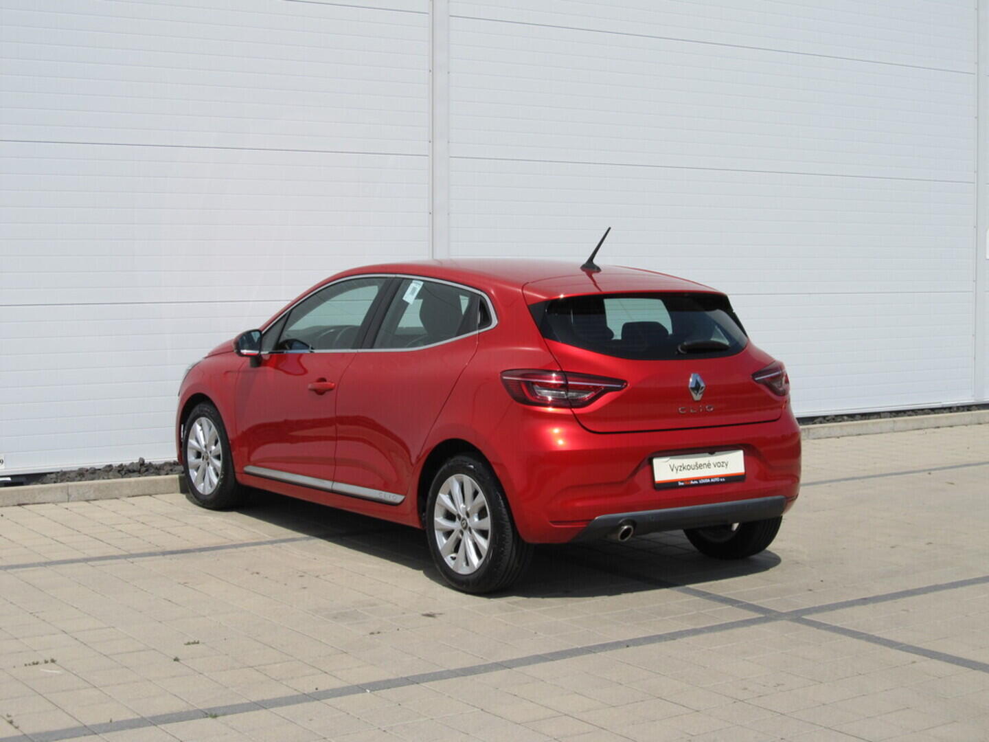 O619V07082_15.webp_CLIO Intens 1.0 TCe 74 kW manuál