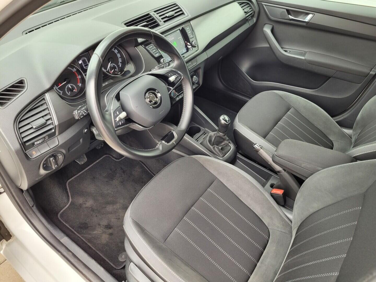 O619V07091_33.webp_FABIA Style 1.0 TSI 70 kW manuál, DPH