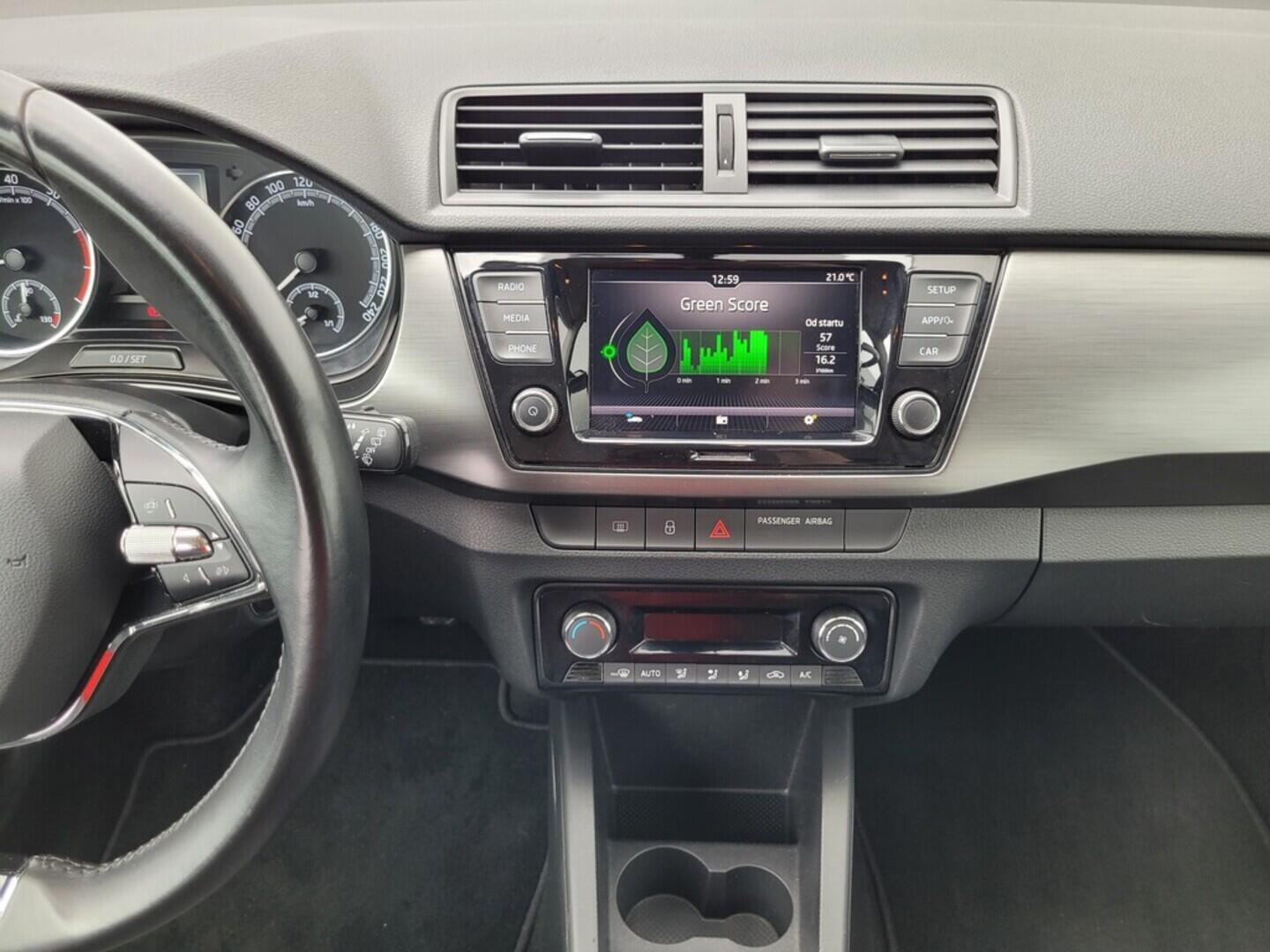 O619V07091_36.webp_FABIA Style 1.0 TSI 70 kW manuál, DPH
