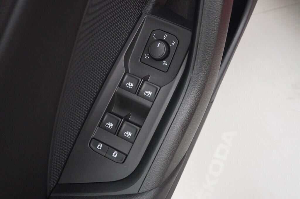 O619V07094_20.webp_OCTAVIA Style 2.0 TDI 110 kW automat, DPH