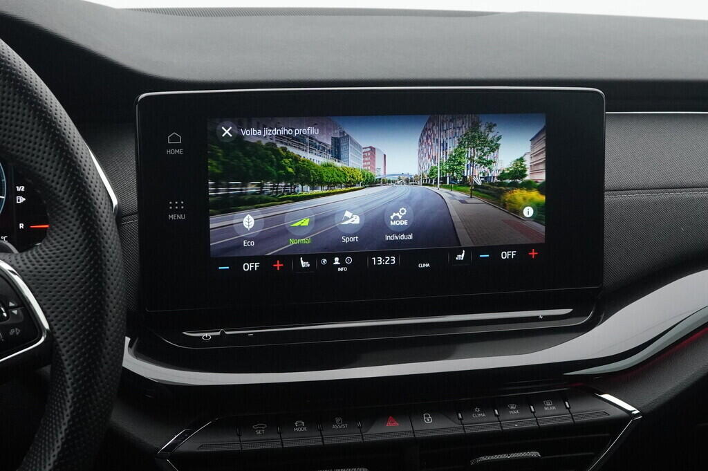 O619V07094_28.webp_OCTAVIA Style 2.0 TDI 110 kW automat, DPH