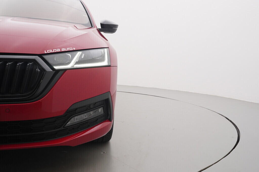 O619V07094_44.webp_OCTAVIA Style 2.0 TDI 110 kW automat, DPH