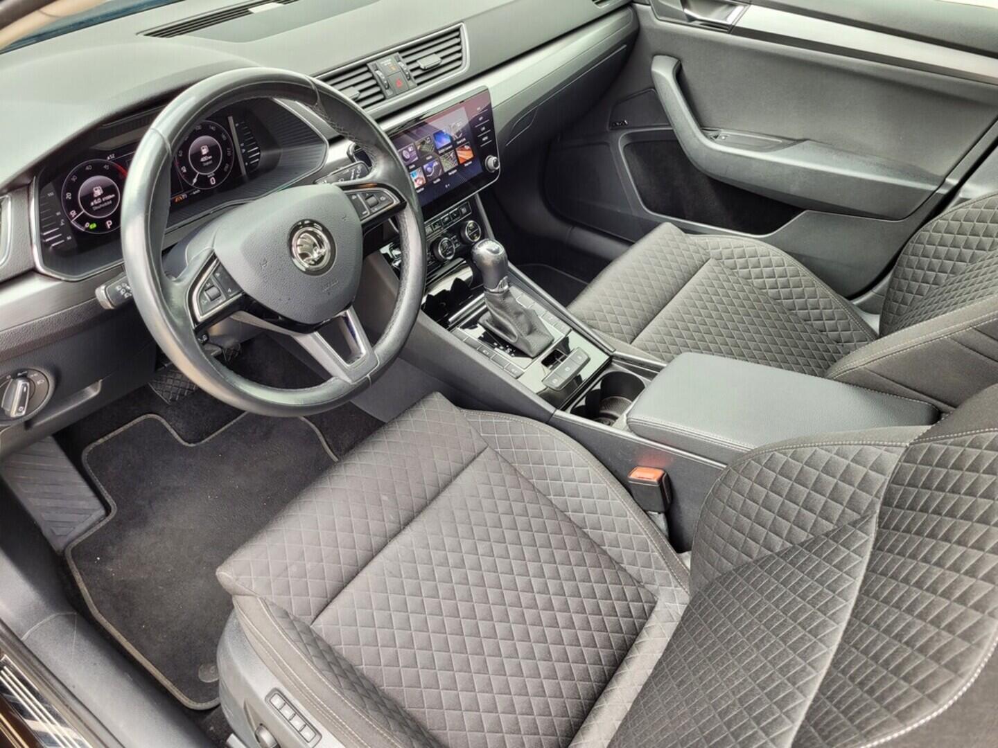 O619V07096_37.webp_SUPERB Style 2.0 TDI 140 kW automat, DPH