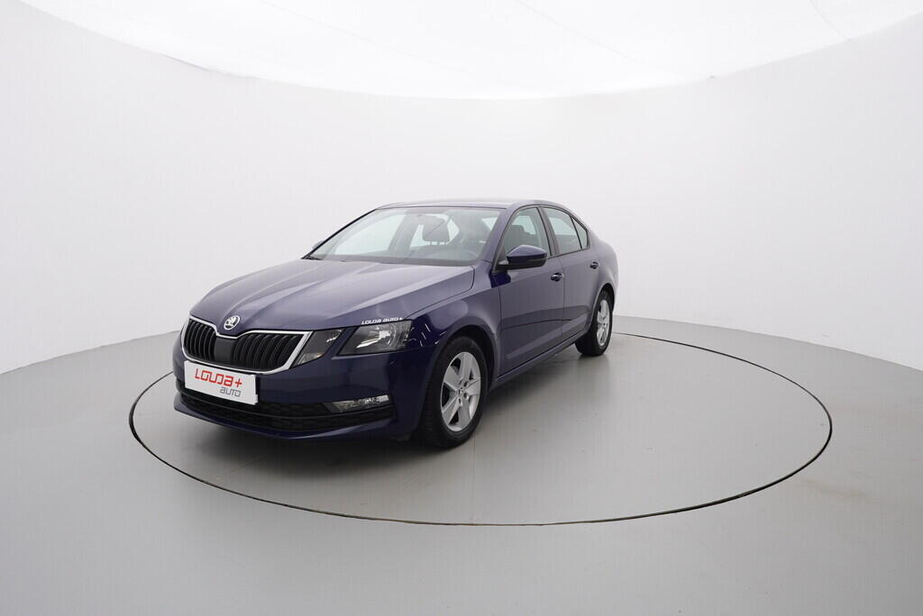 O619V07107_10.webp_OCTAVIA Ambition 1.6 TDI 85 kW automat, DPH