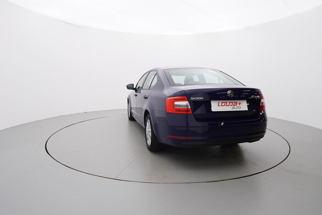 O619V07107_13.webp_OCTAVIA Ambition 1.6 TDI 85 kW automat, DPH