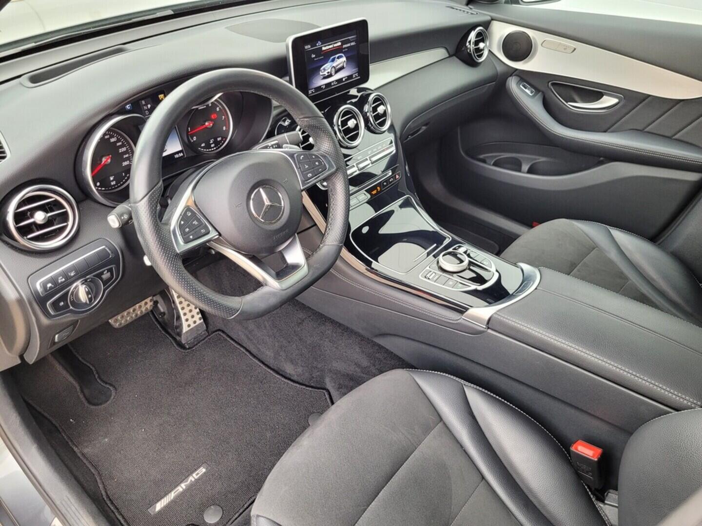 O619V07128_36.webp_GLC 250 4Matic 2.0  155 kW automat