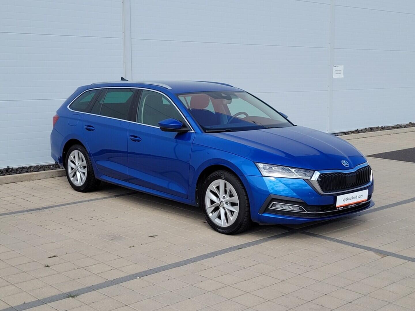 O619V07132_12.webp_OCTAVIA Style 1.5 TSI 110 kW manuál, DPH