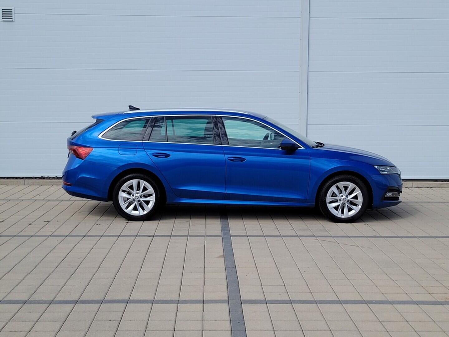 O619V07132_13.webp_OCTAVIA Style 1.5 TSI 110 kW manuál, DPH