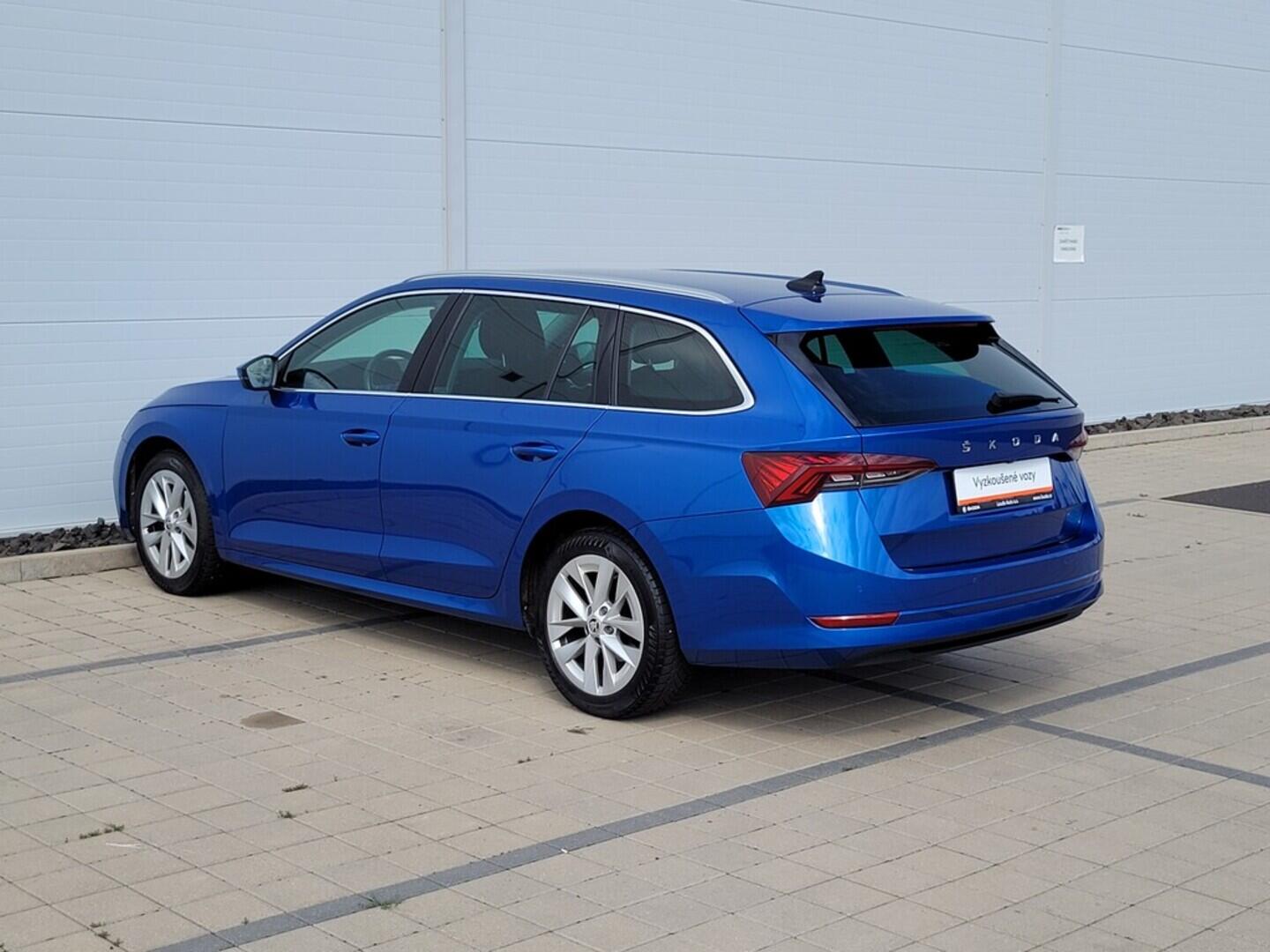 O619V07132_16.webp_OCTAVIA Style 1.5 TSI 110 kW manuál, DPH