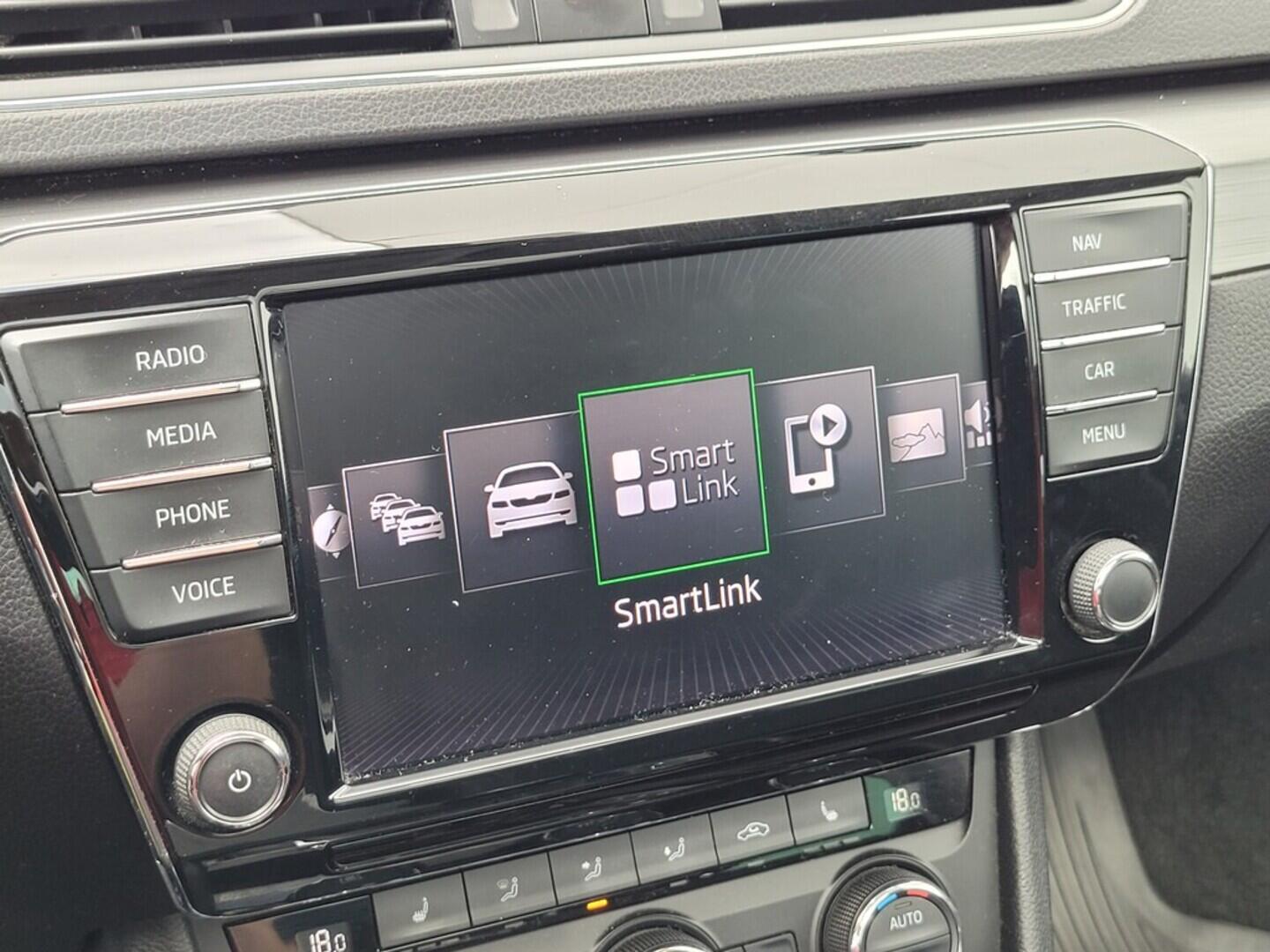 O619V07141_25.webp_SUPERB Style 2.0 TDI 110 kW manuál