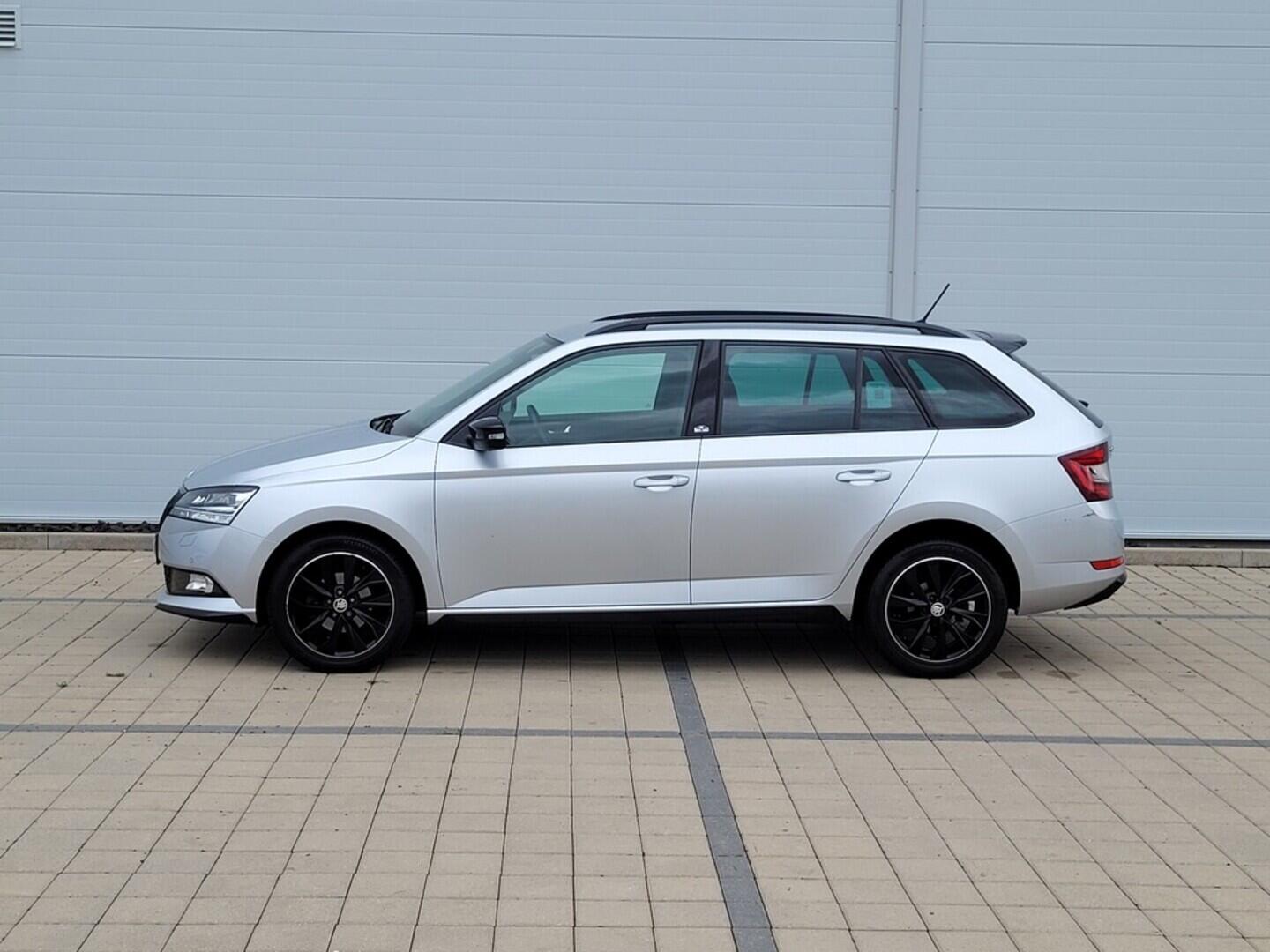 O619V07145_17.webp_FABIA Monte Carlo 1.0 TSI 70 kW manuál, DPH
