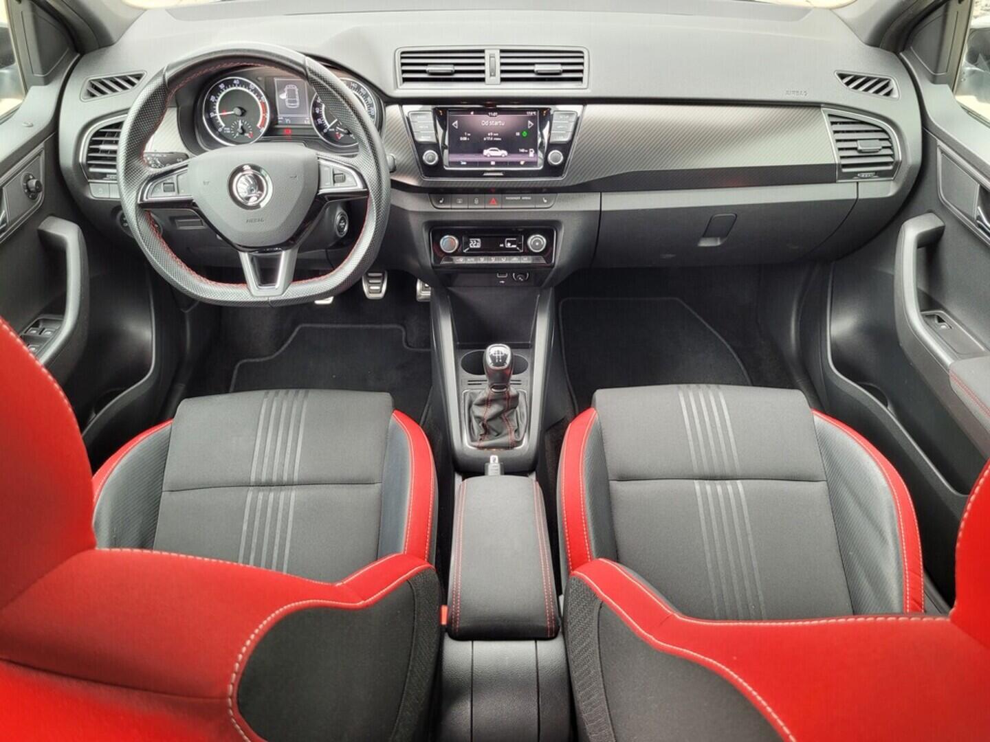 O619V07145_18.webp_FABIA Monte Carlo 1.0 TSI 70 kW manuál, DPH
