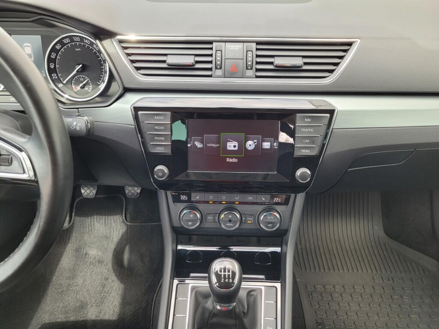 O619V07149_23.webp_SUPERB Style 2.0 TDI 110 kW manuál
