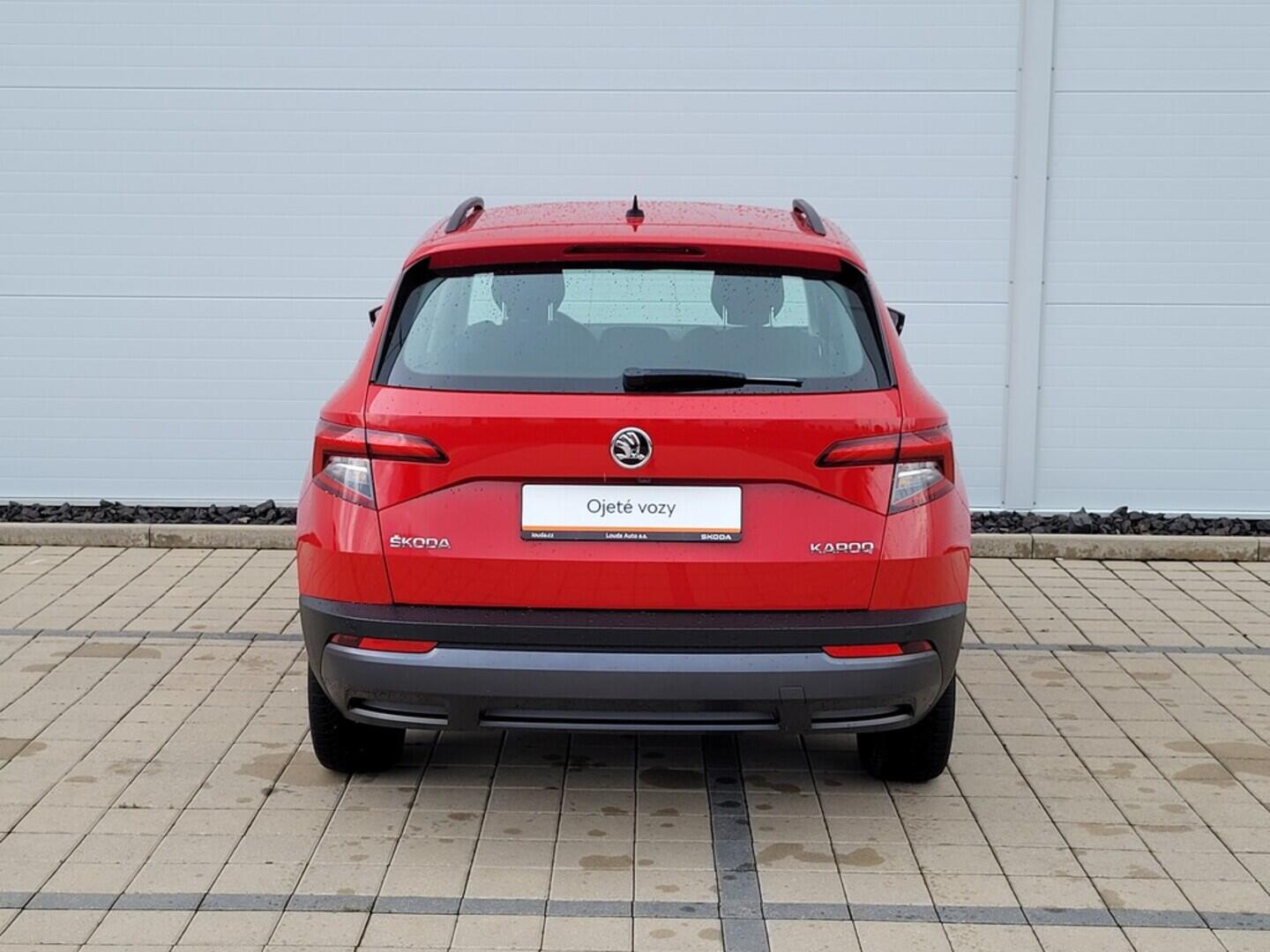 O619V07151_15.webp_KAROQ Ambition 1.0 TSI 85 kW automat
