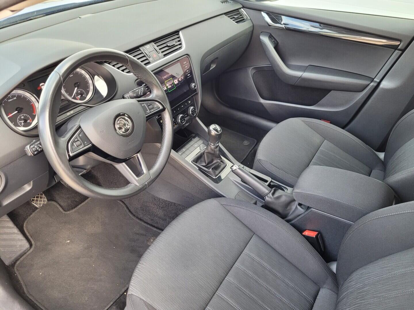 O619V07152_38.webp_OCTAVIA Style 2.0 TDI 110 kW manuál, DPH