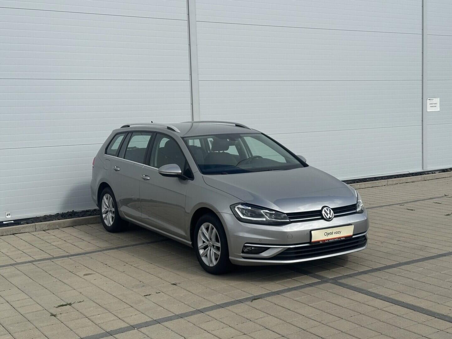 O619V07154_12.webp_GOLF Highline 1.5 TSI 110 kW manuál