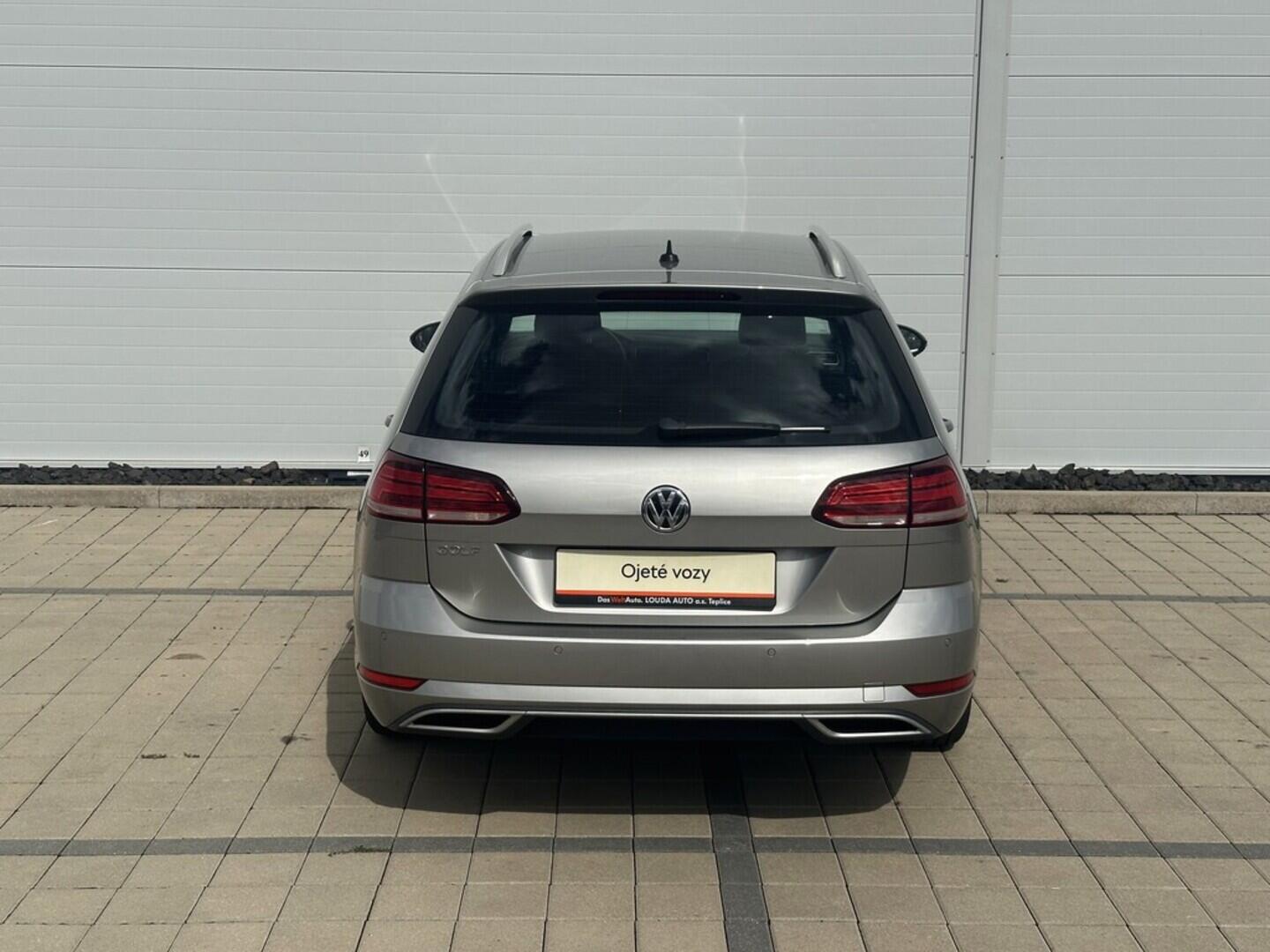 O619V07154_15.webp_GOLF Highline 1.5 TSI 110 kW manuál