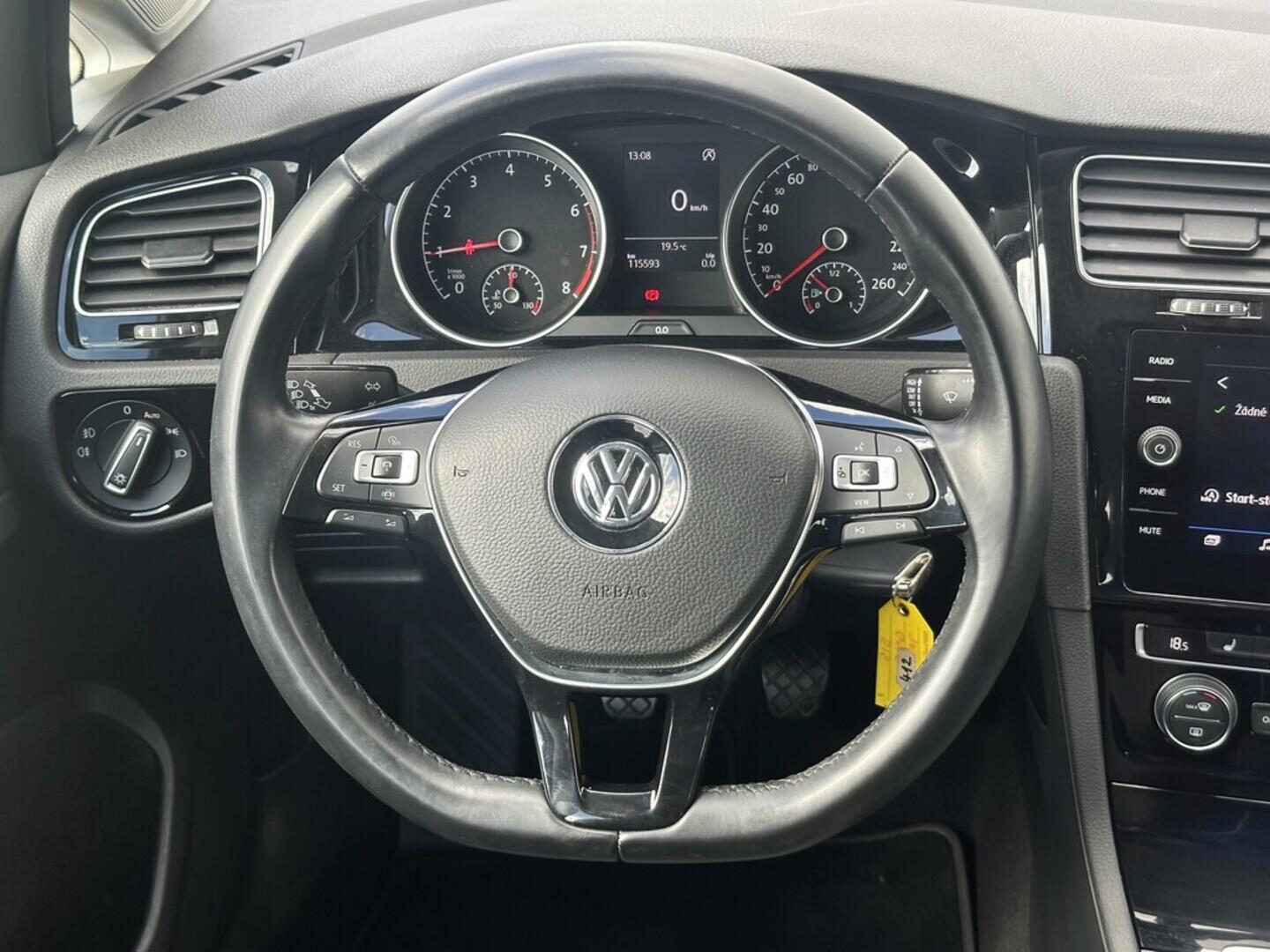 O619V07154_20.webp_GOLF Highline 1.5 TSI 110 kW manuál