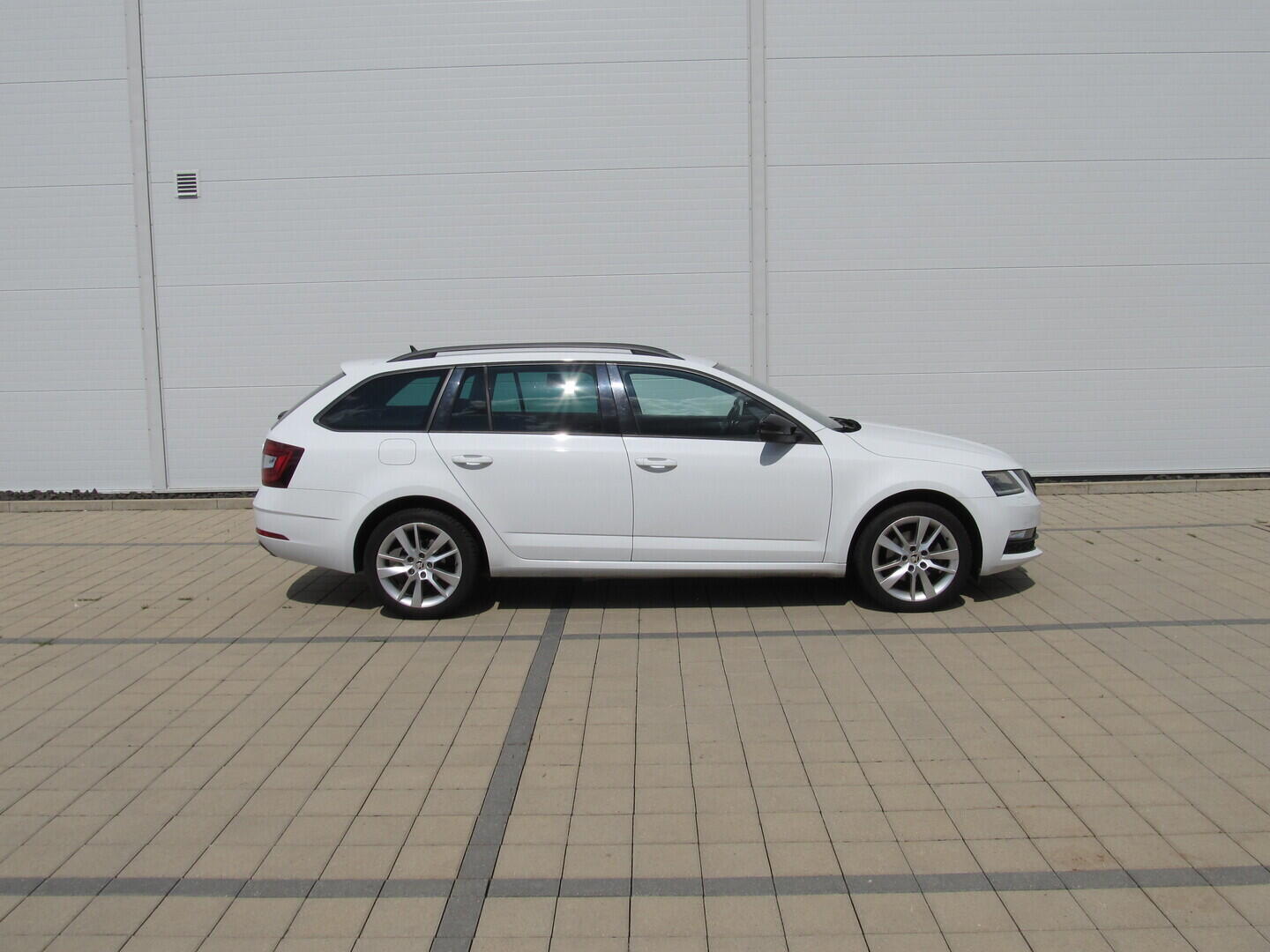 O619V07155_16.webp_OCTAVIA Style Extra 1.5 TSI 110 kW automat, DPH