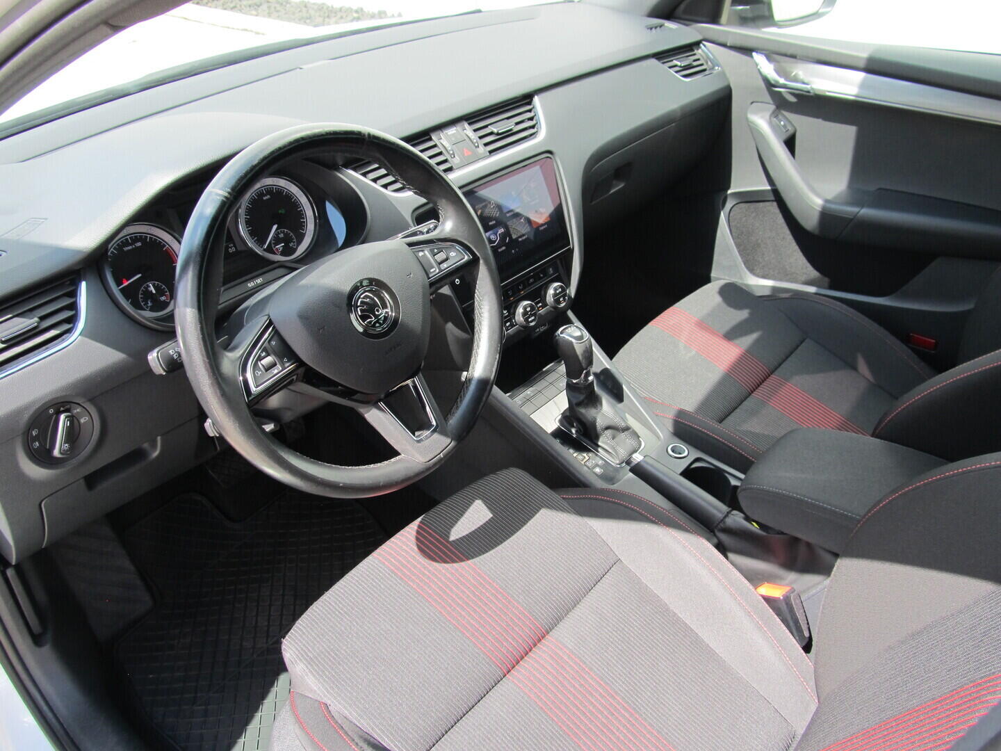 O619V07155_20.webp_OCTAVIA Style Extra 1.5 TSI 110 kW automat, DPH