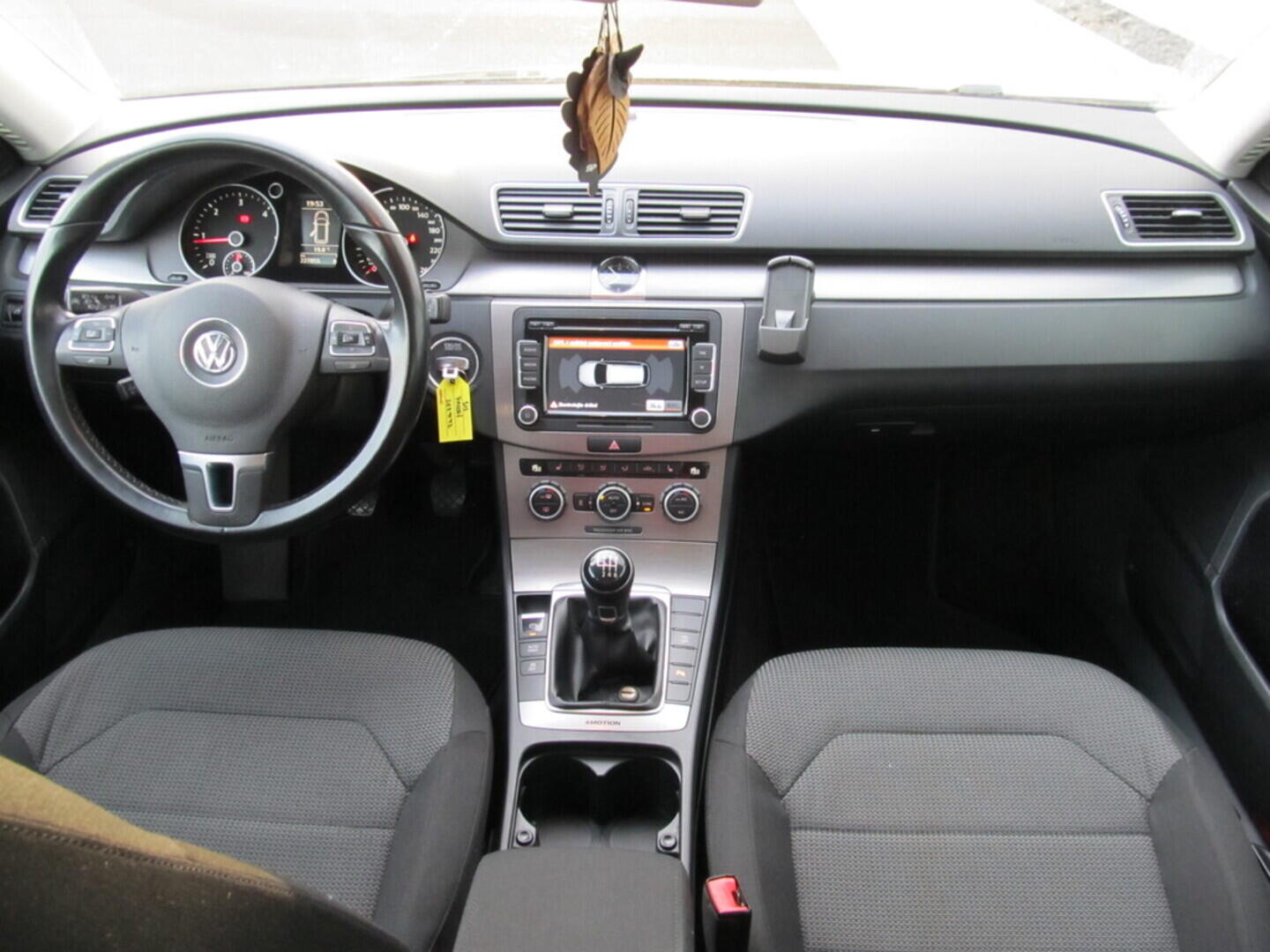 O619V07162_19.webp_PASSAT VARIANT Comfortline 4Motion 2.0 TDI 103 kW manuál