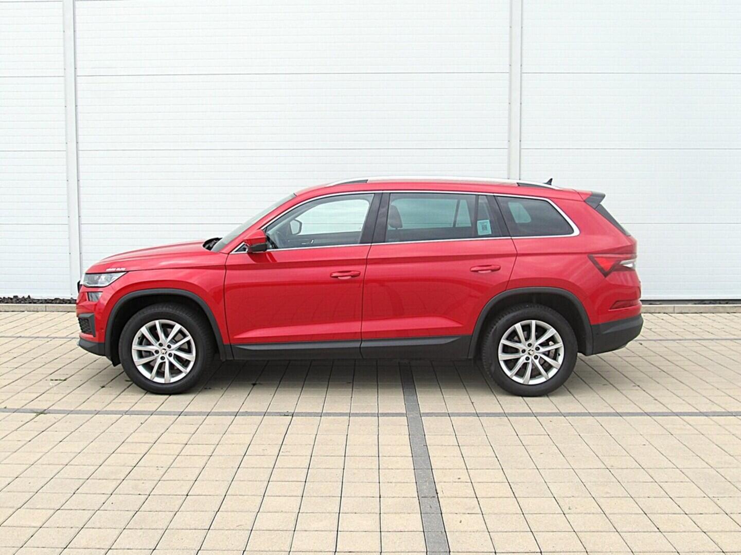 O619V07163_17.webp_KODIAQ Style 2.0 TSI 140 kW automat, DPH