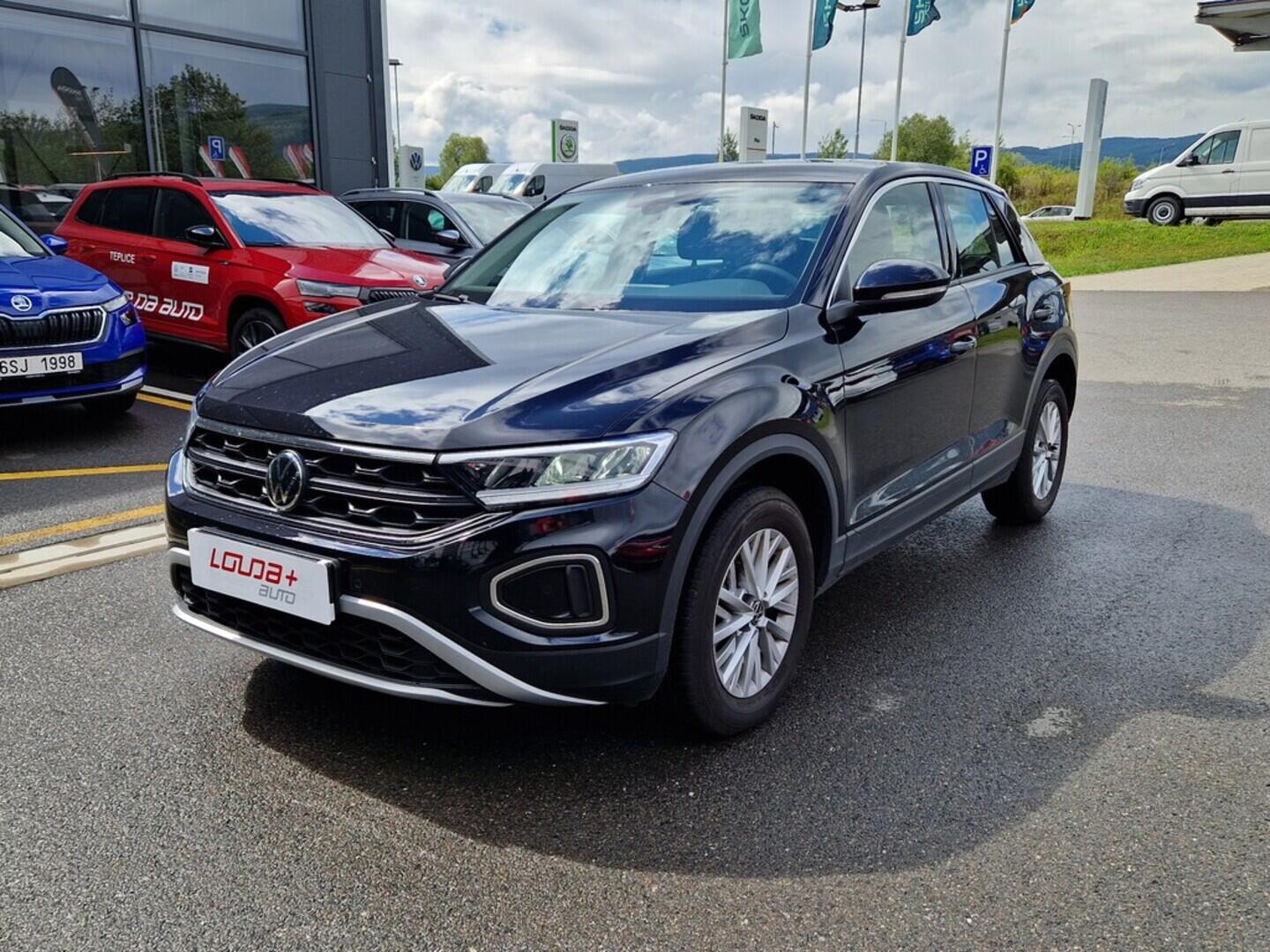 O619V07164_10.webp_T-ROC Limited 1.0 TSI 85 kW manuál