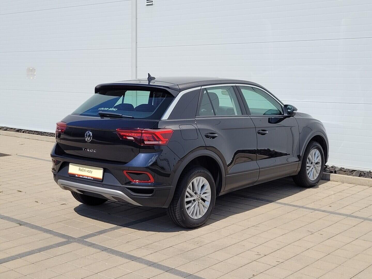 O619V07164_14.webp_T-ROC Limited 1.0 TSI 85 kW manuál