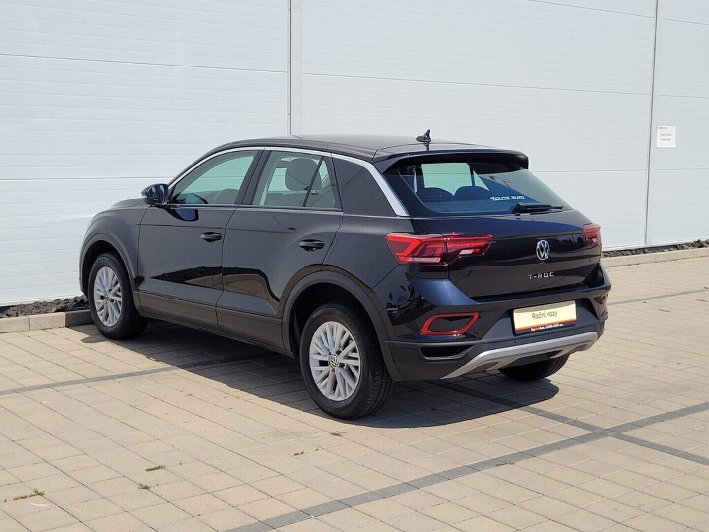 O619V07164_16.webp_T-ROC Limited 1.0 TSI 85 kW manuál