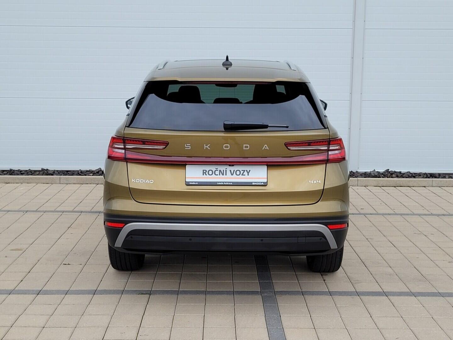 O619V07175_15.webp_KODIAQ Top Selection 2.0 TDI 142 kW automat, DPH