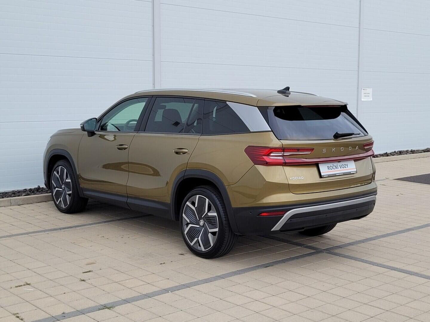 O619V07175_16.webp_KODIAQ Top Selection 2.0 TDI 142 kW automat, DPH