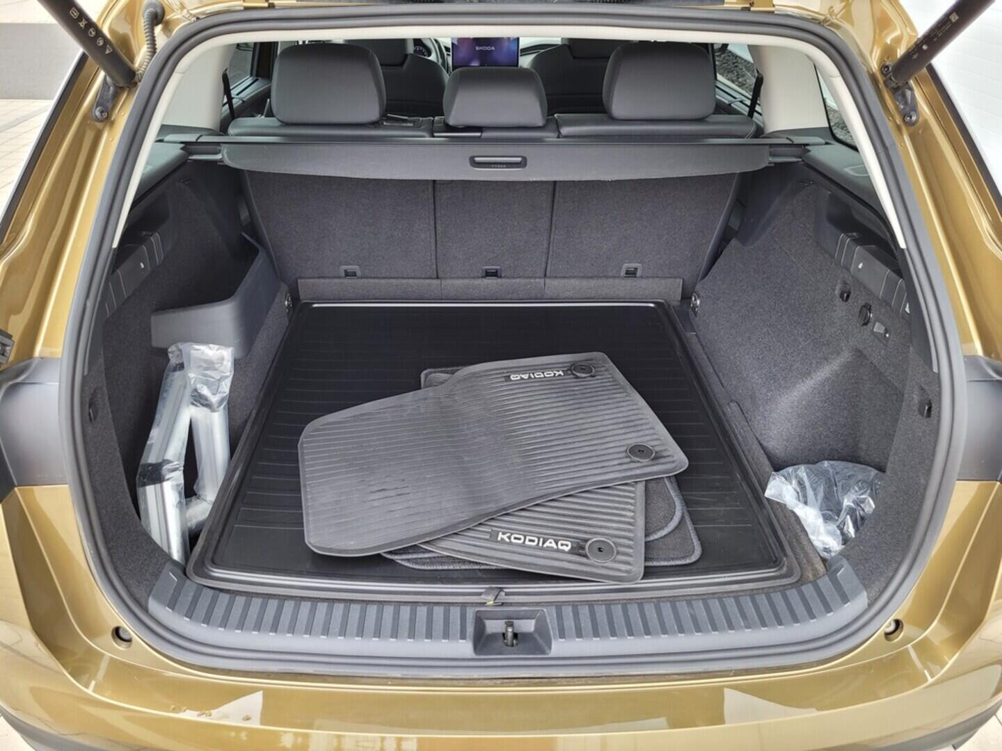 O619V07175_21.webp_KODIAQ Top Selection 2.0 TDI 142 kW automat, DPH