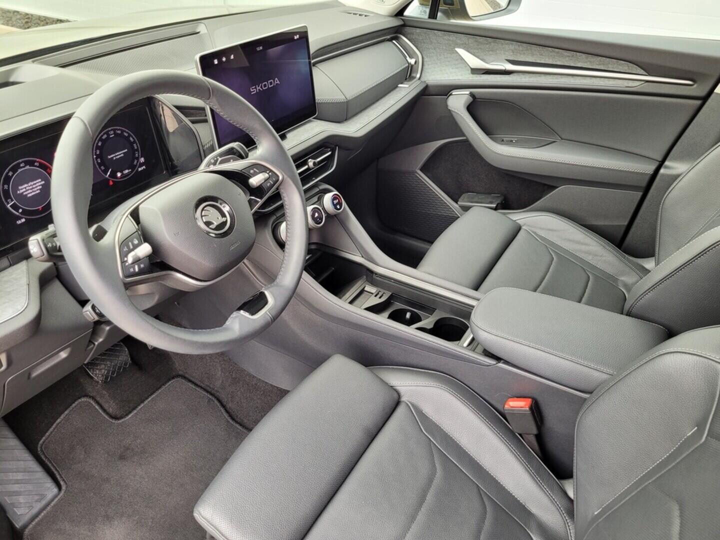 O619V07175_39.webp_KODIAQ Top Selection 2.0 TDI 142 kW automat, DPH