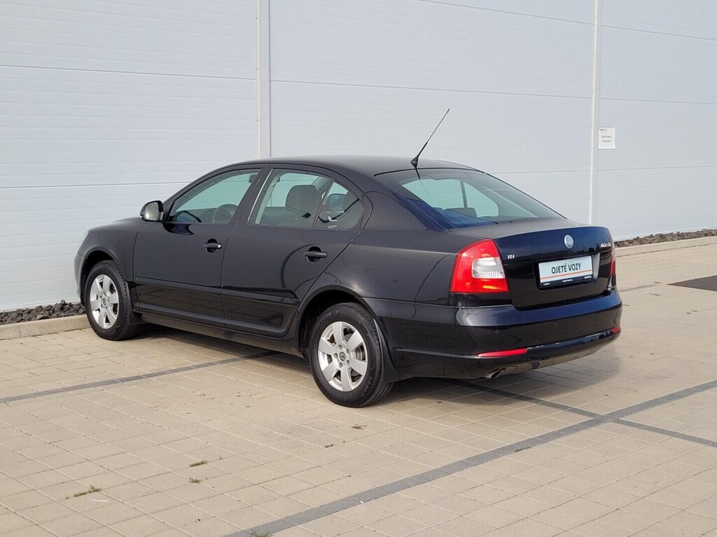 O619V07178_16.webp_OCTAVIA Elegance 1.6 TDI 77 kW manuál