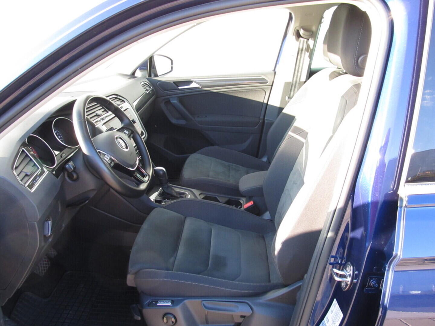 O619V07192_21.webp_TIGUAN Maraton Edition 2.0 TSI 140 kW automat, DPH