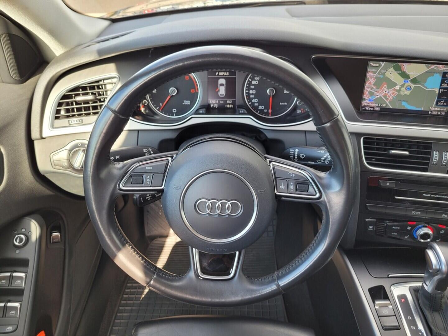 O619V07196_20.webp_A4 ALLROAD QUATTRO  2.0 TDI 140 kW automat, DPH