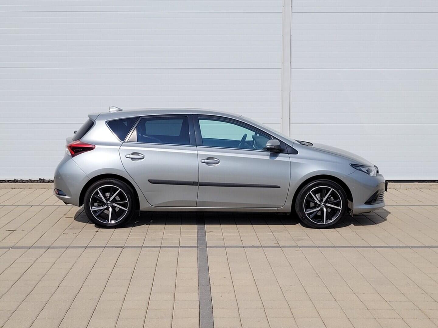 O619V07206_13.webp_AURIS Active Trend 1.6 Valvematic 97 kW manuál