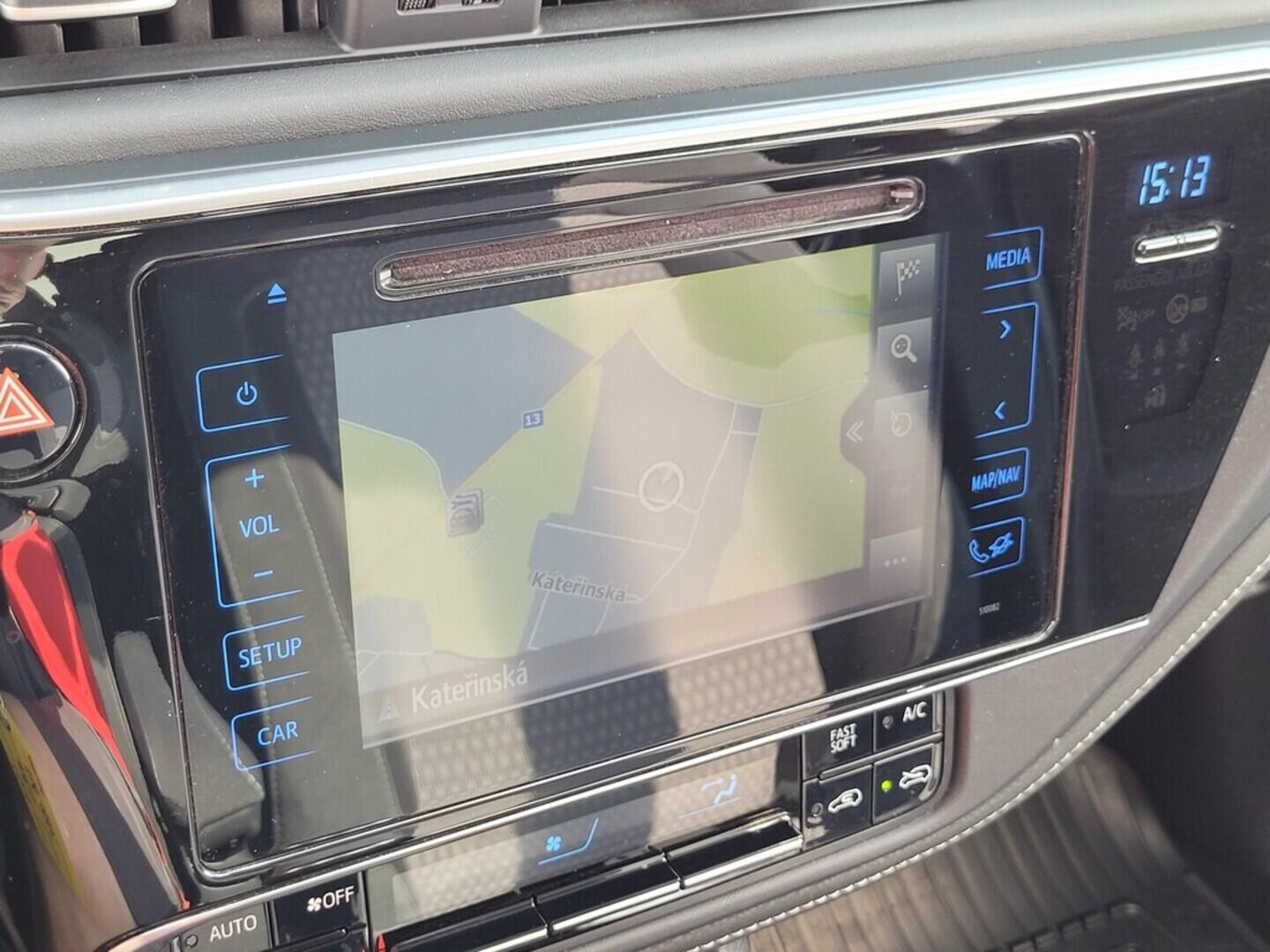 O619V07206_26.webp_AURIS Active Trend 1.6 Valvematic 97 kW manuál